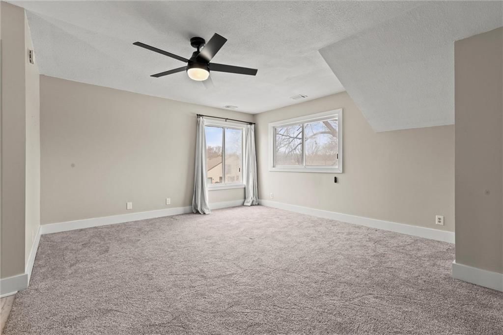 12327 Charlotte Street — photo 22