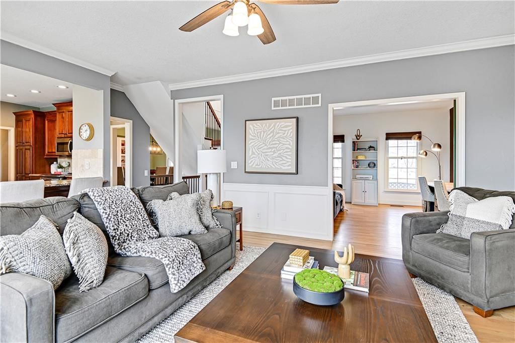 15335 Monrovia Street — photo 15