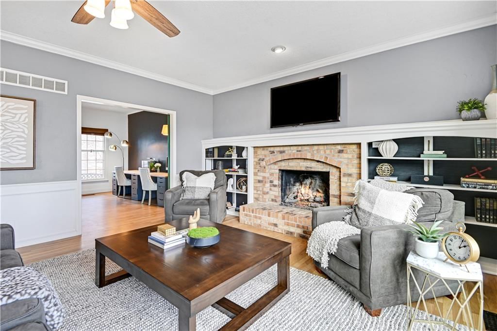15335 Monrovia Street — photo 16