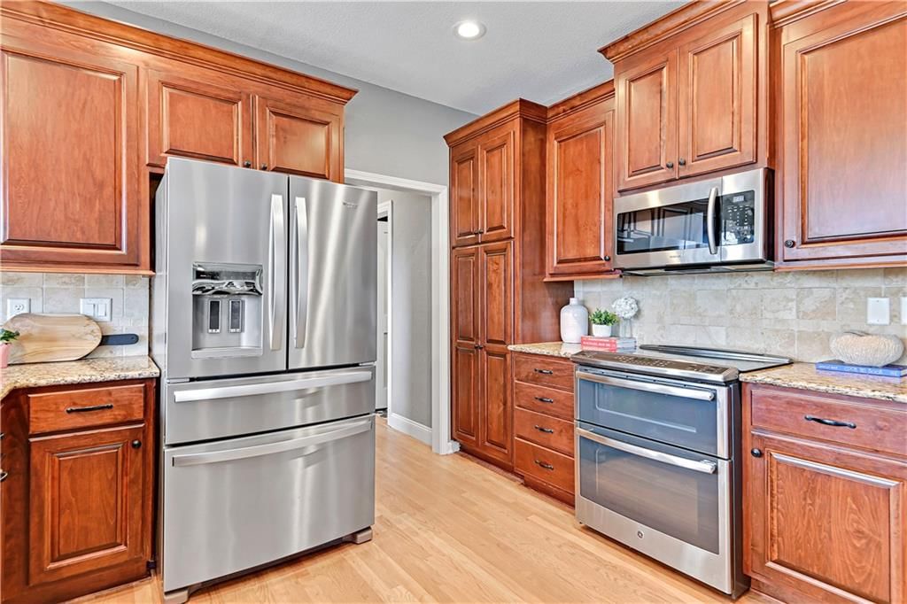 15335 Monrovia Street — photo 23