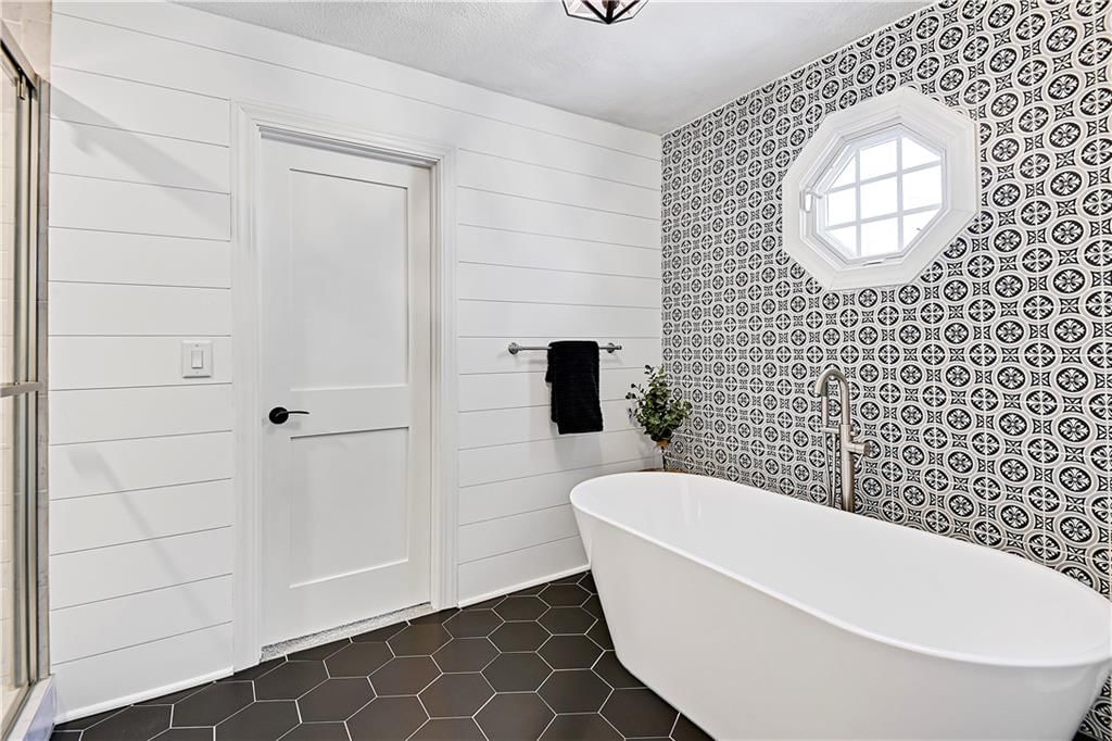 15335 Monrovia Street — photo 30