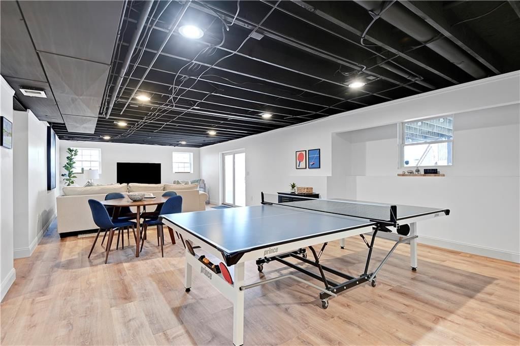15335 Monrovia Street — photo 42
