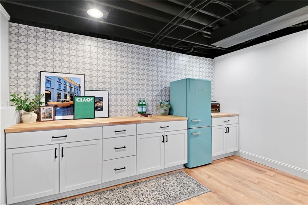 15335 Monrovia Street — photo 43
