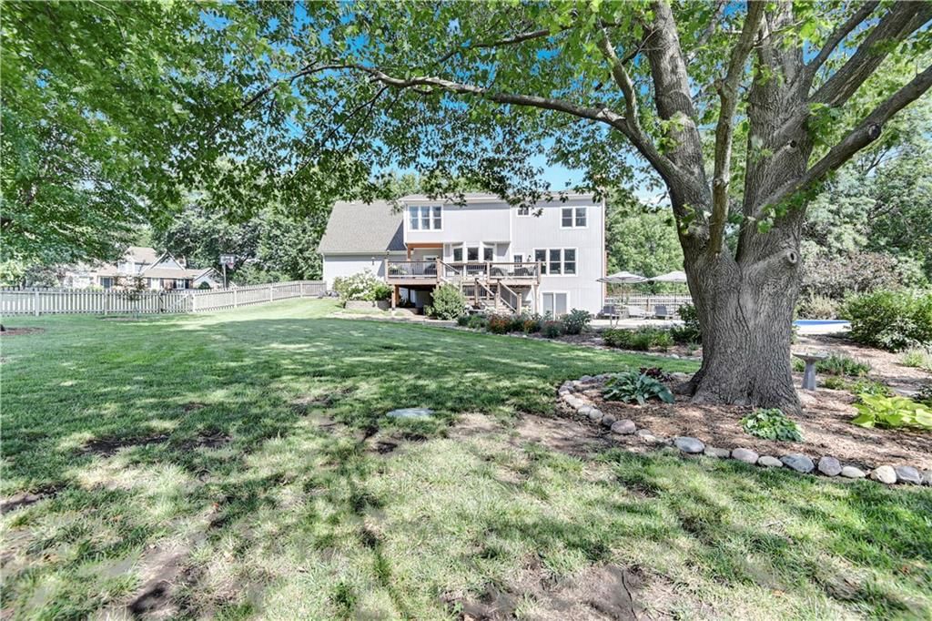 15335 Monrovia Street — photo 47