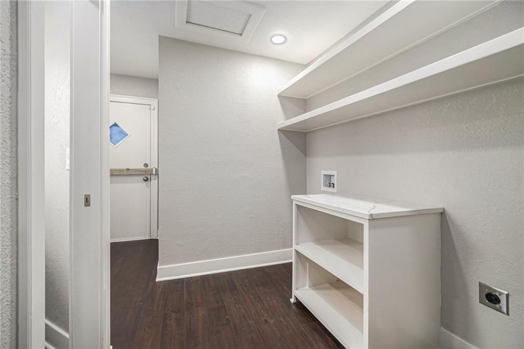3425 Bales Avenue — photo 12