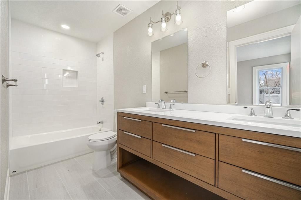 3425 Bales Avenue — photo 16