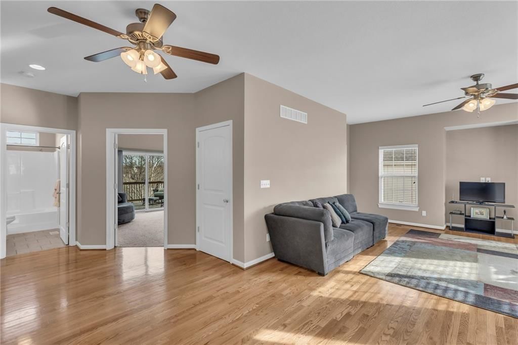 1630 Fall Creek Drive — photo 7