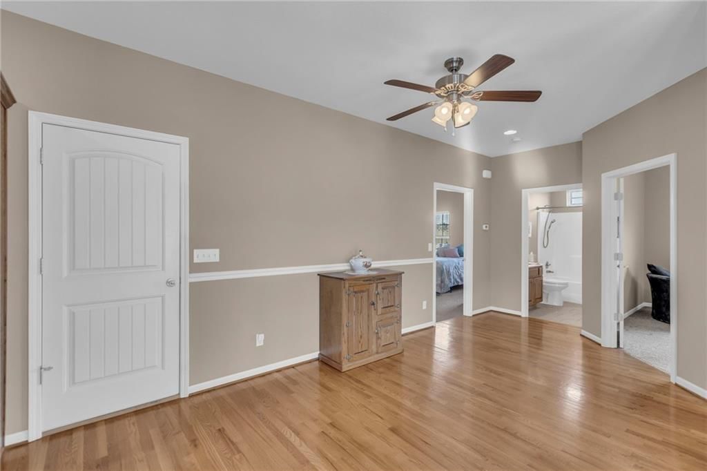 1630 Fall Creek Drive — photo 8