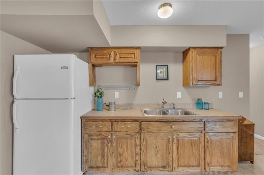 1630 Fall Creek Drive — photo 27