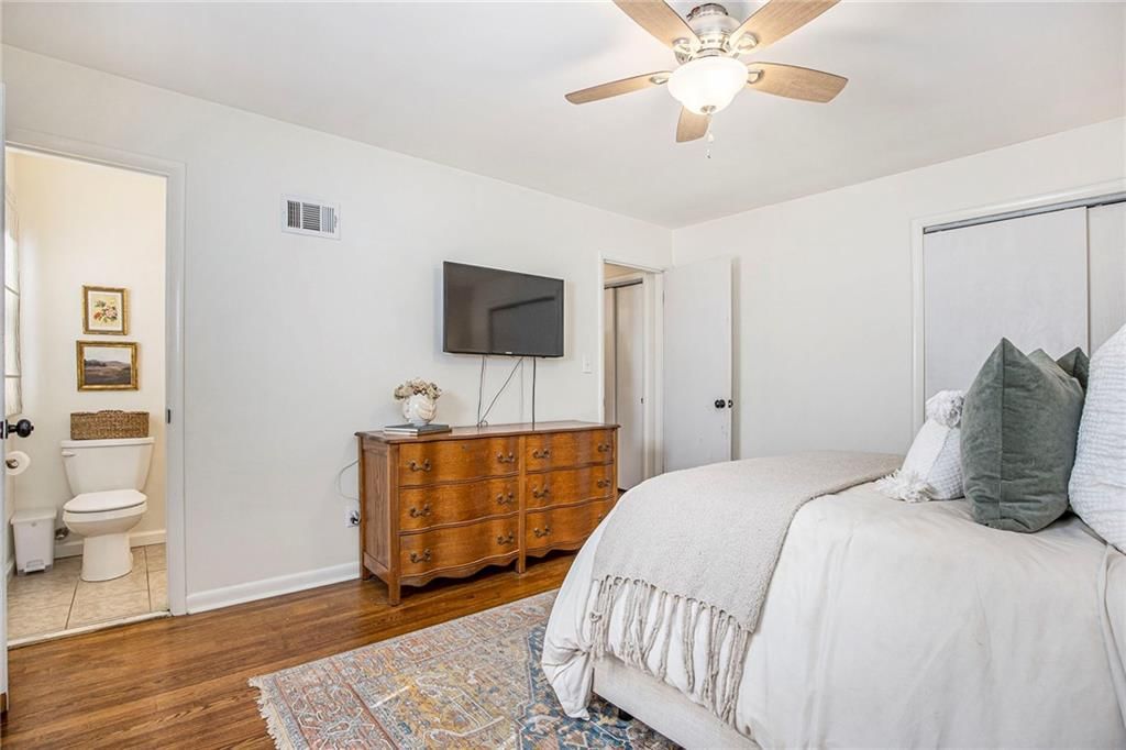 722 W 85TH Street — photo 18