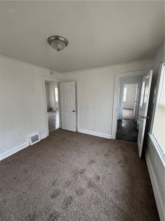 Photo 10 of 13 - 3212 E 60th Street