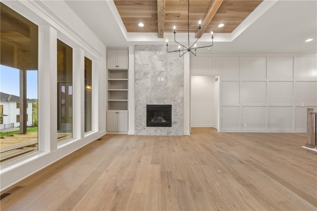 17013 Parkhill Street — photo 3