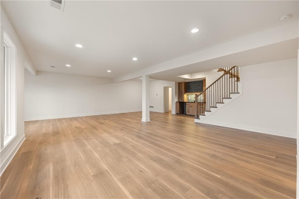 17013 Parkhill Street — photo 33