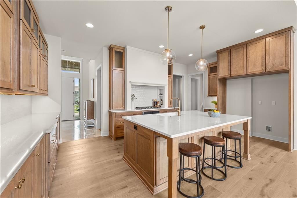 12502 W 170th Terrace — photo 8