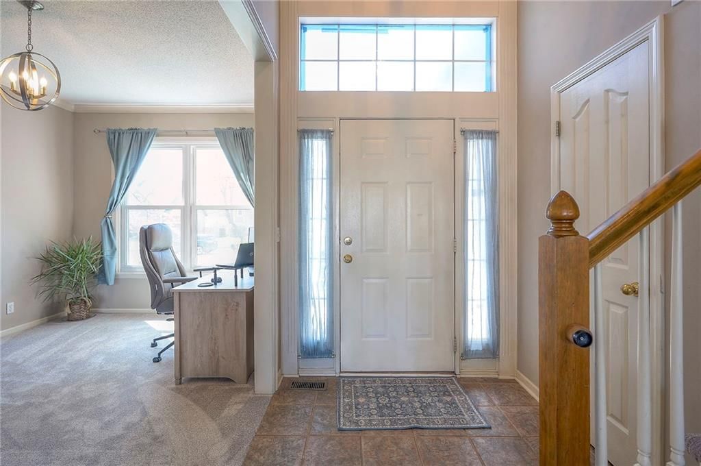 23718 W 54th Terrace — photo 9