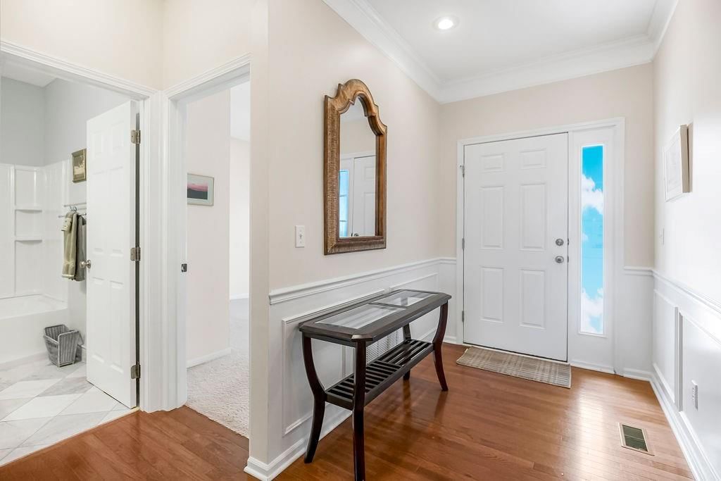 Photo 2 of 34 - 11257 S Chouteau Street