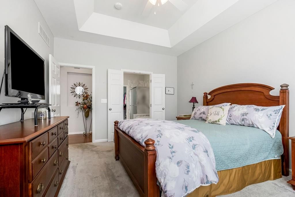 Photo 14 of 34 - 11257 S Chouteau Street