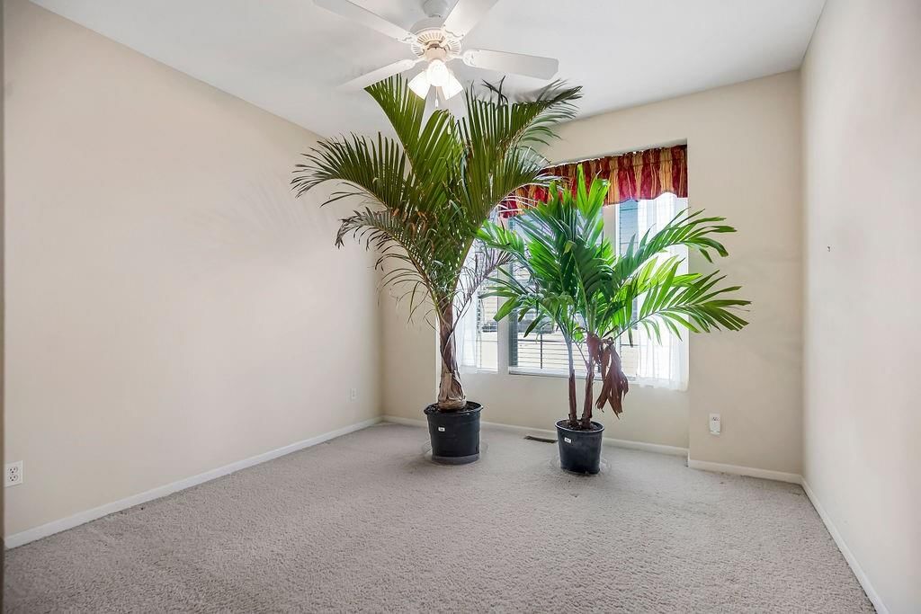 Photo 20 of 34 - 11257 S Chouteau Street