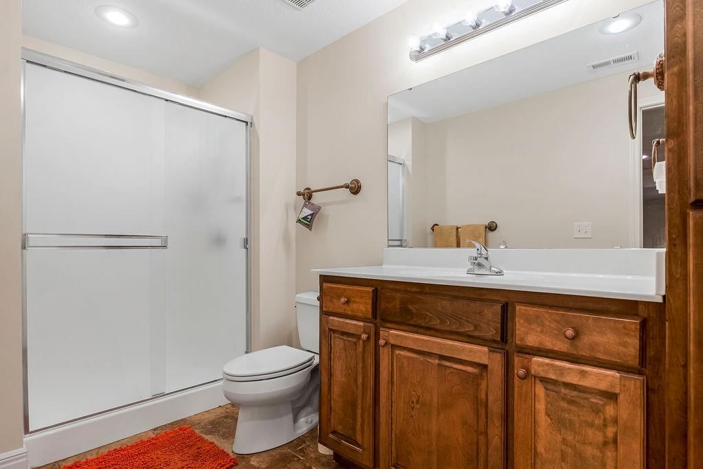 Photo 26 of 34 - 11257 S Chouteau Street