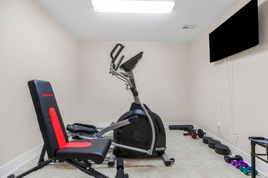 Photo 27 of 34 - 11257 S Chouteau Street
