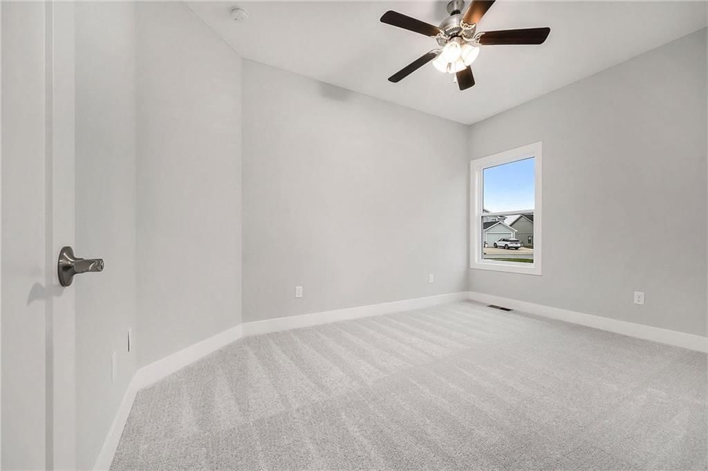 709 Ridge Drive — photo 18
