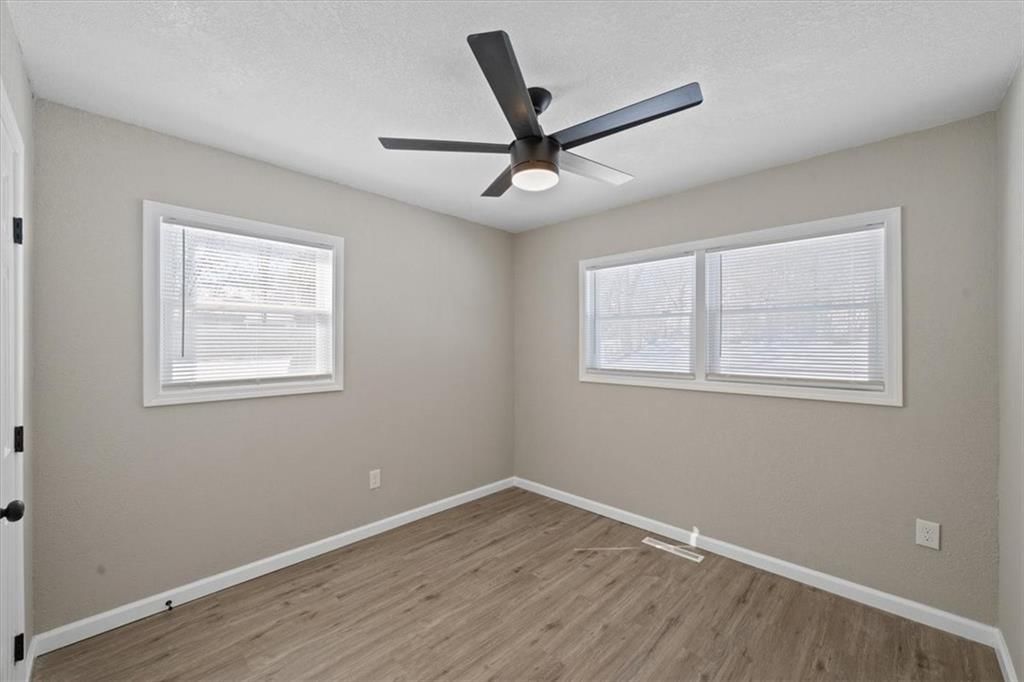 2720 S 52nd Court — photo 11