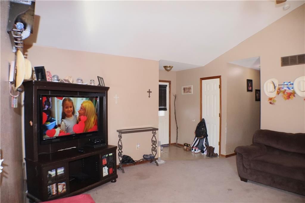 413 10th Street — photo 9