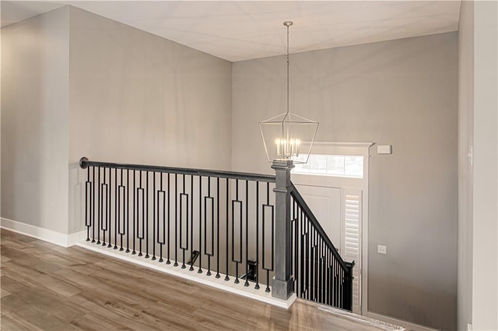 1215 N Heartland Avenue — photo 14