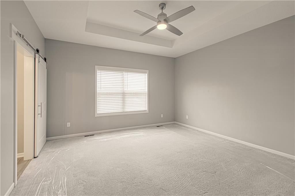 1215 N Heartland Avenue — photo 15
