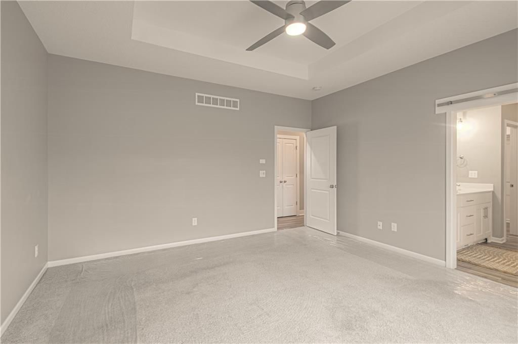 1215 N Heartland Avenue — photo 17