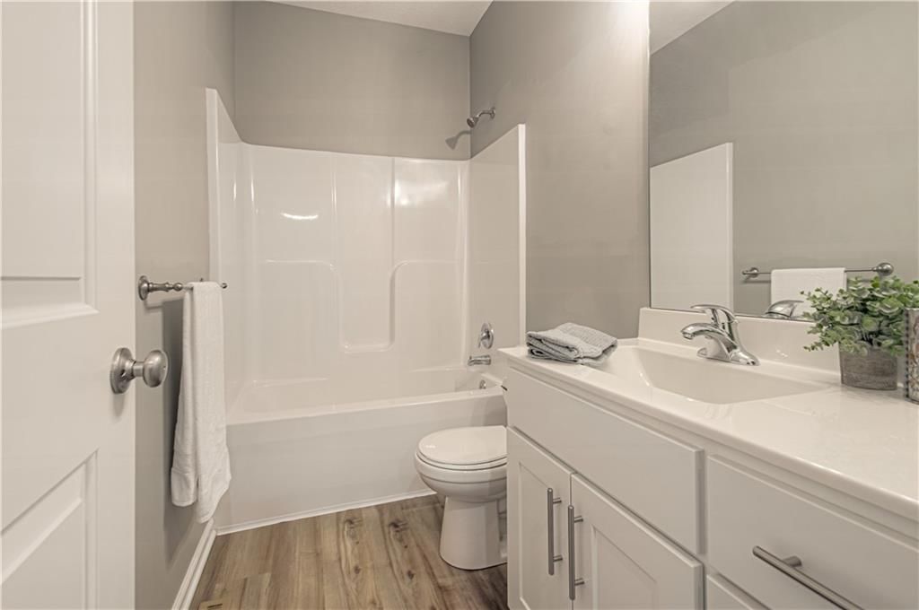 1215 N Heartland Avenue — photo 25