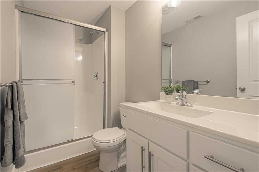1215 N Heartland Avenue — photo 31