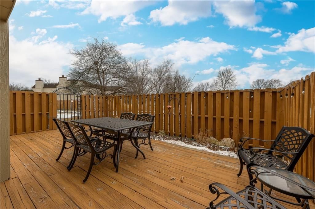 12103 Charlotte Street — photo 23