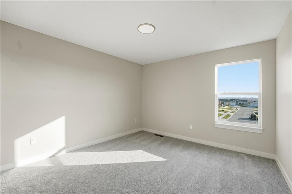 1917 SW Hightown Drive — photo 36