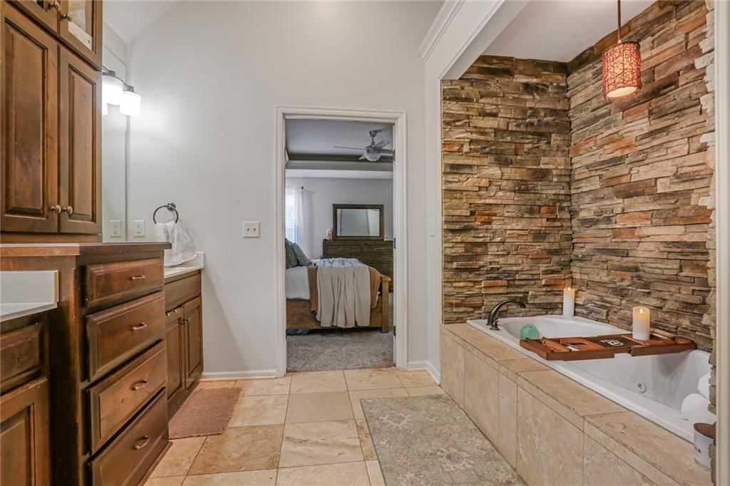 11045 Northridge Drive — photo 17