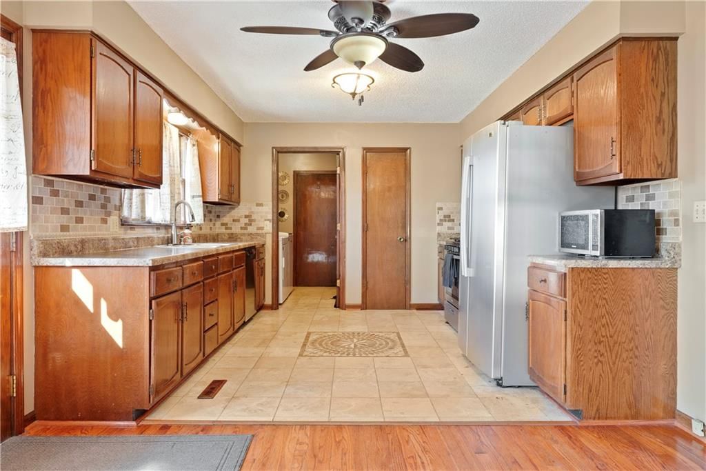 717 Oak Street — photo 9