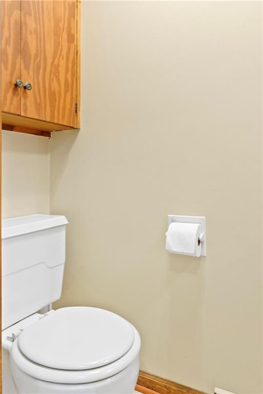 717 Oak Street — photo 15