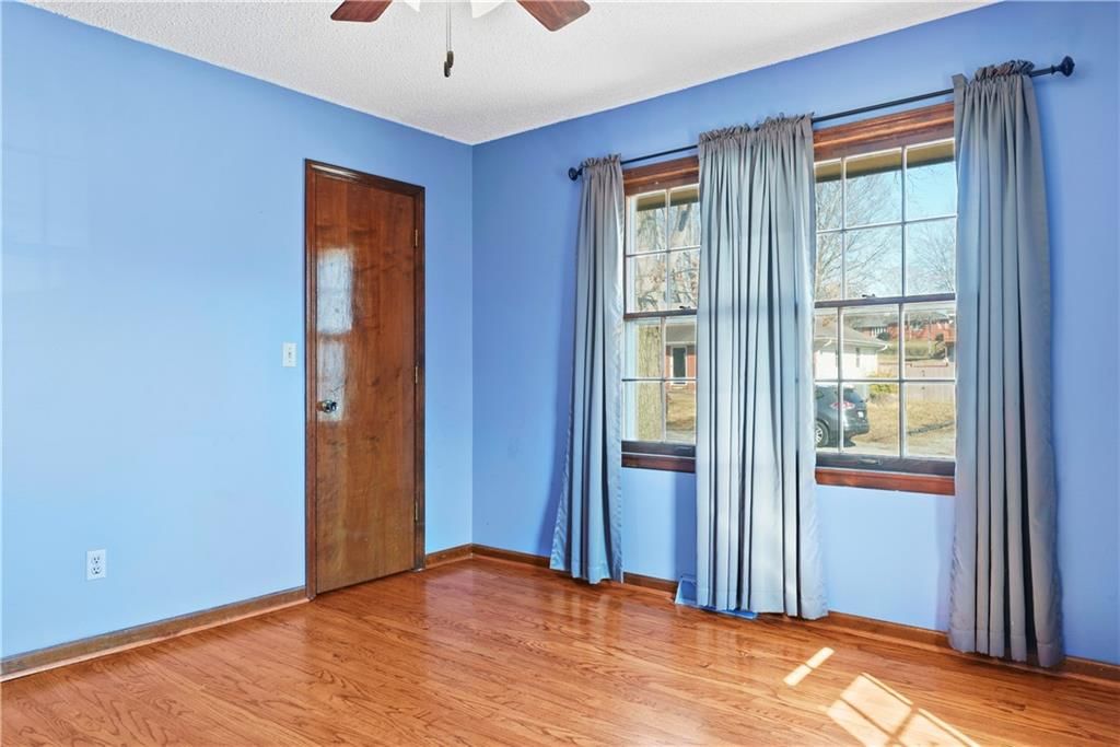 717 Oak Street — photo 24