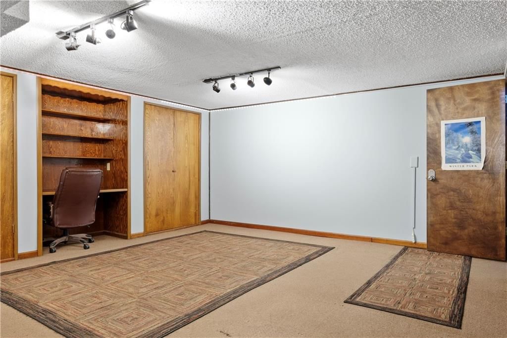 717 Oak Street — photo 31