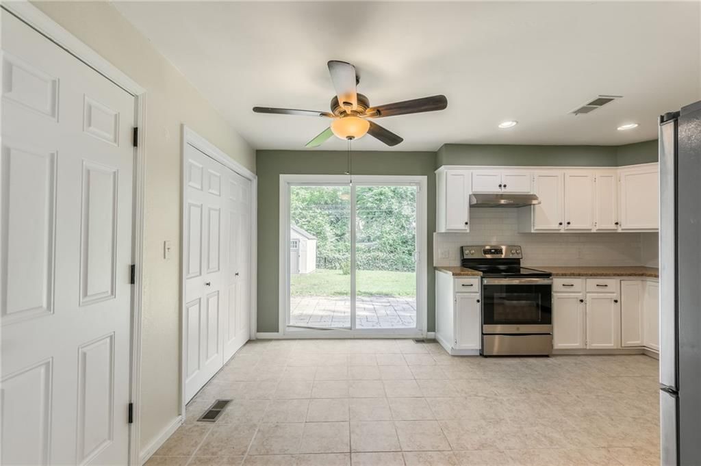 11413 Palmer Avenue — photo 10