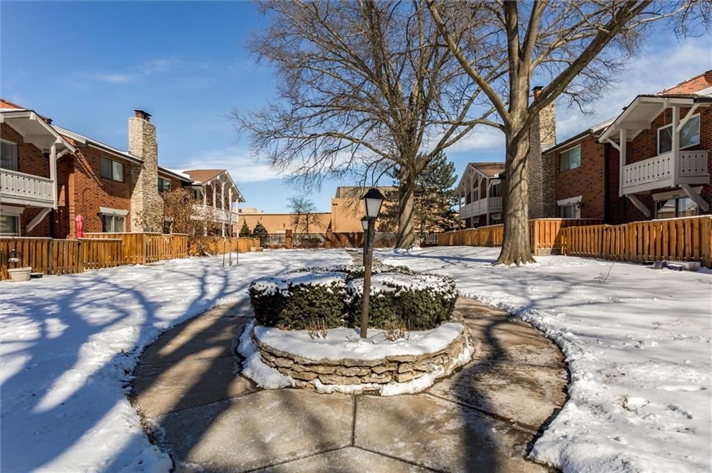 5520 W 97th Street — photo 21