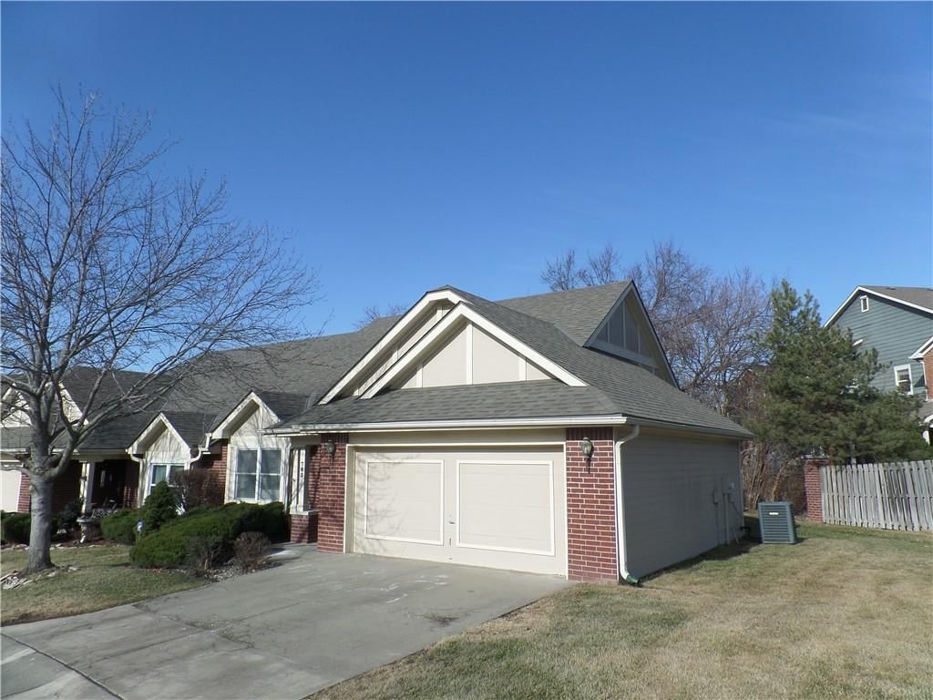 783 N Somerset Terrace — photo 2