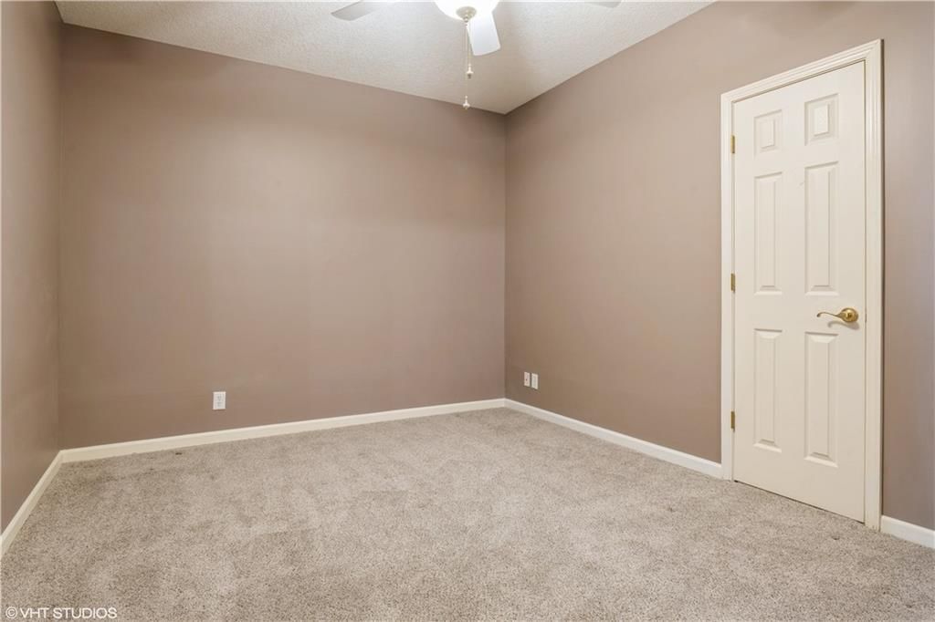 16023 Overbrook Lane — photo 38