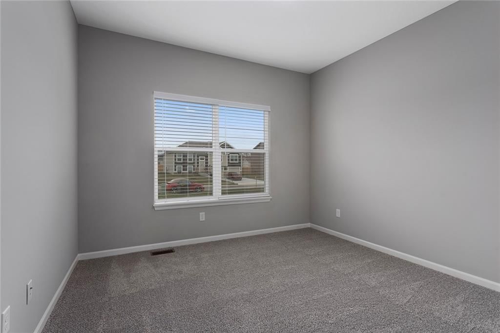 900 SW Redbird Court — photo 23