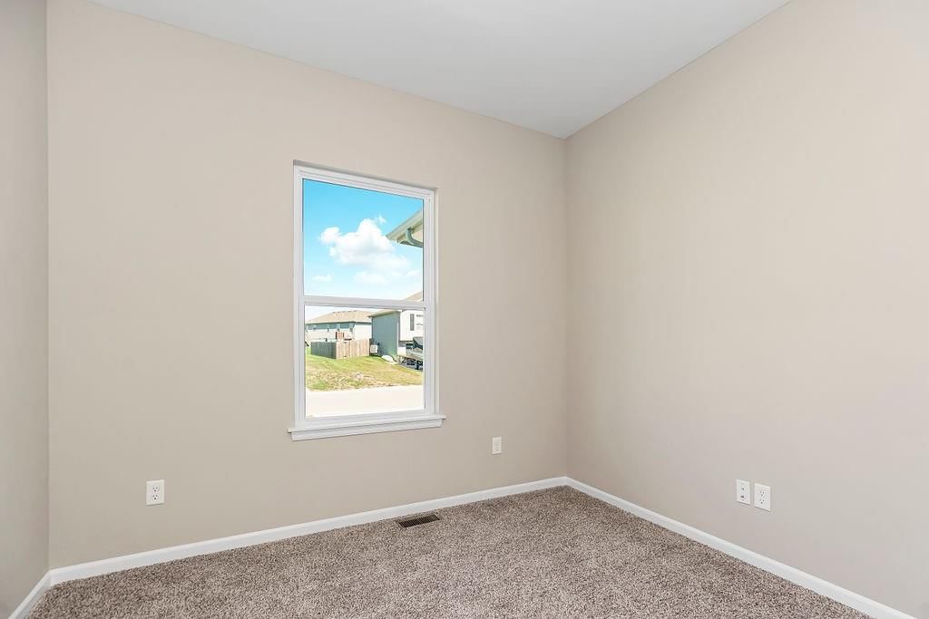 902 SW Redbird Court — photo 18