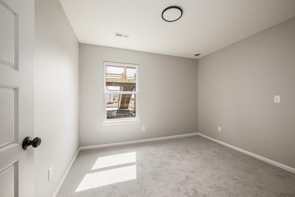 908 2nd Street — photo 10