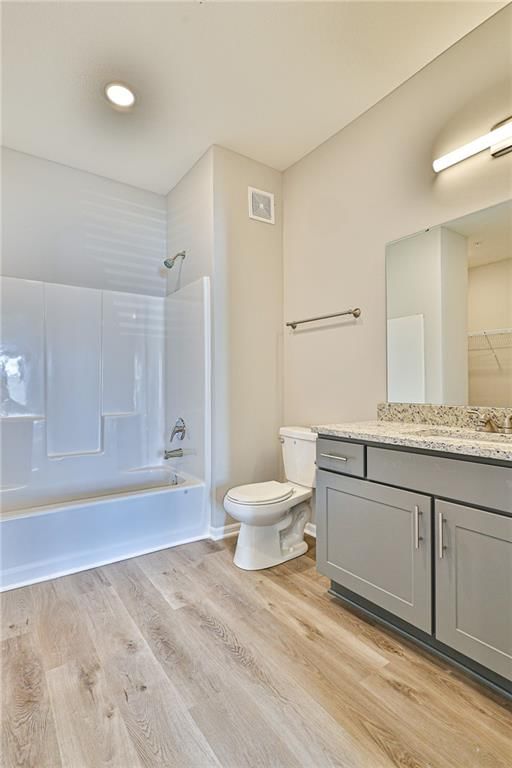 500 SE Salem Street — photo 13