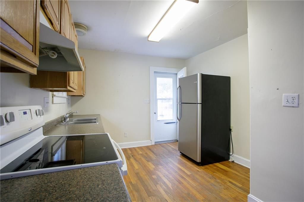 Photo 8 of 15 - 29 W 74th Terrace