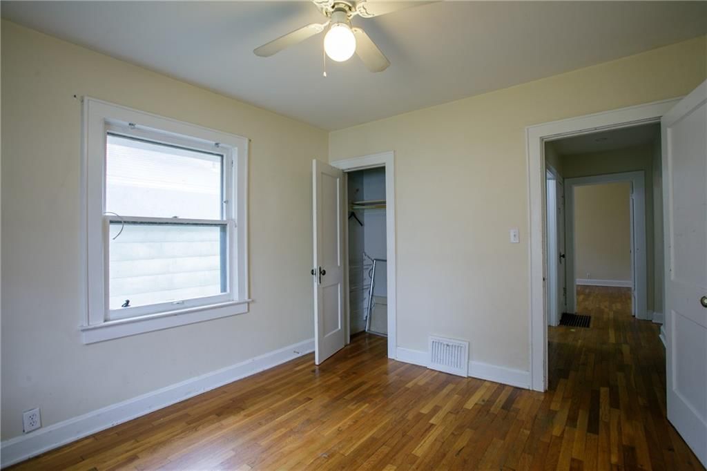 Photo 13 of 15 - 29 W 74th Terrace