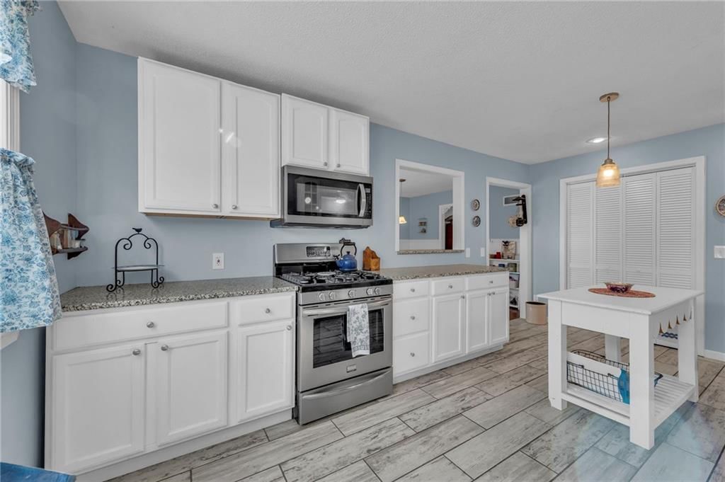 1100 SW AZURE Avenue — photo 14